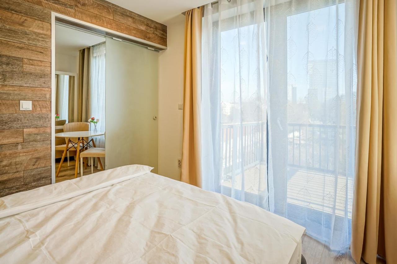 Bright Apartments Moments Away From Herastrau Park, Mall And Metro Boekarest Buitenkant foto