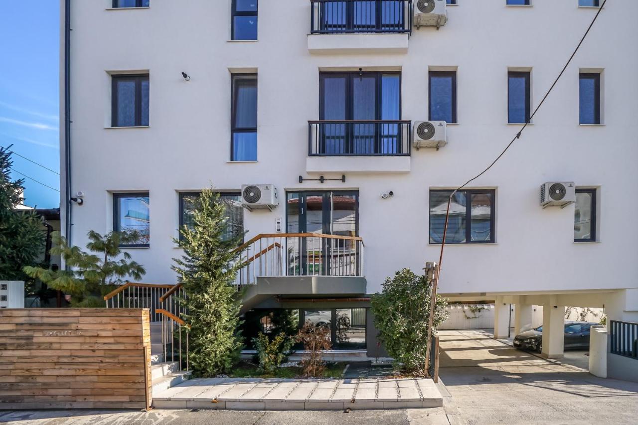 Bright Apartments Moments Away From Herastrau Park, Mall And Metro Boekarest Buitenkant foto